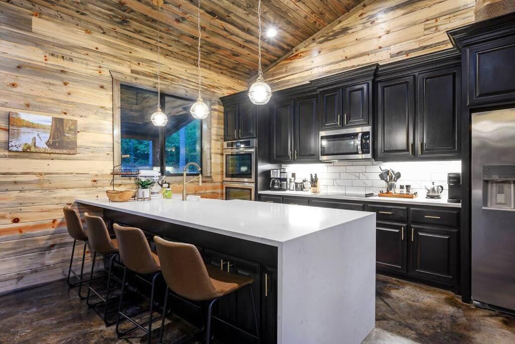 Ember Skye Cabin - 2 Bdr & Bunk Nook/2.5 Bath Broken Bow Exterior foto