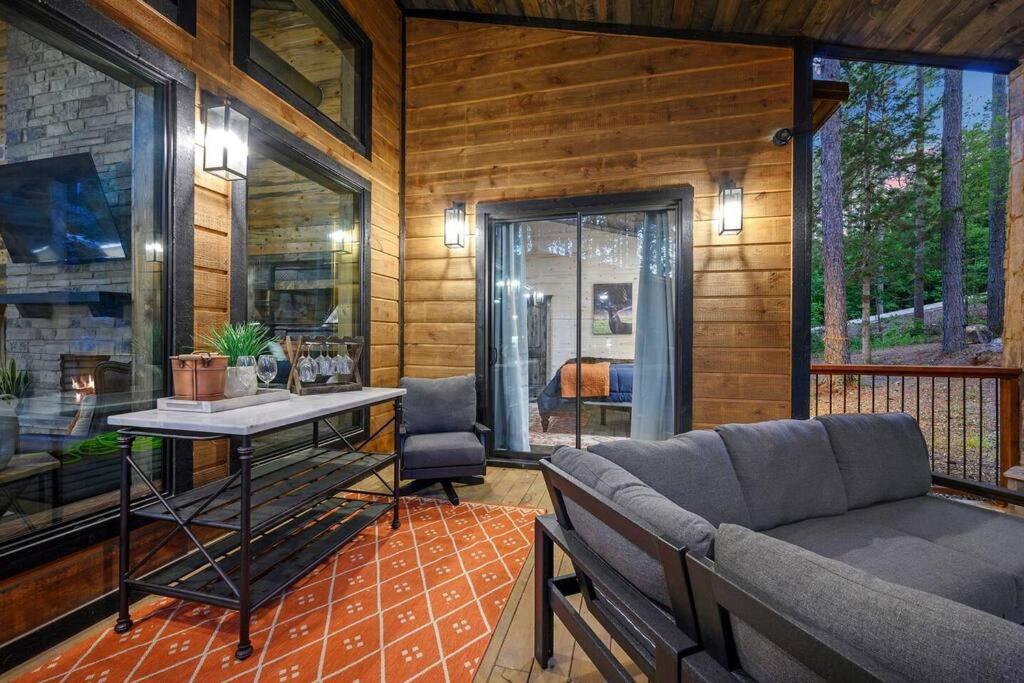 Ember Skye Cabin - 2 Bdr & Bunk Nook/2.5 Bath Broken Bow Exterior foto