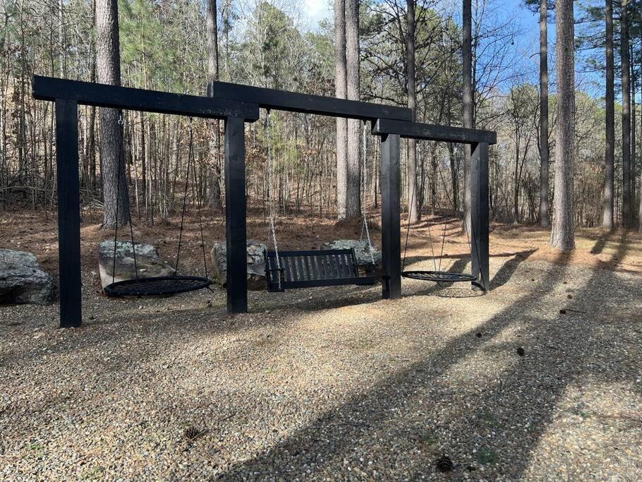 Ember Skye Cabin - 2 Bdr & Bunk Nook/2.5 Bath Broken Bow Exterior foto