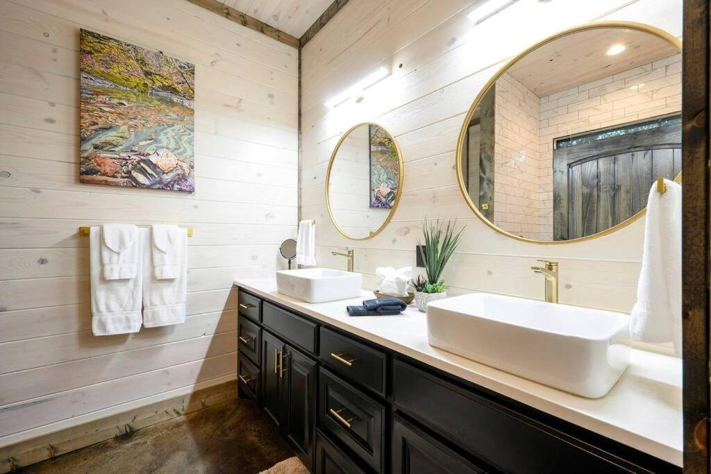 Ember Skye Cabin - 2 Bdr & Bunk Nook/2.5 Bath Broken Bow Exterior foto