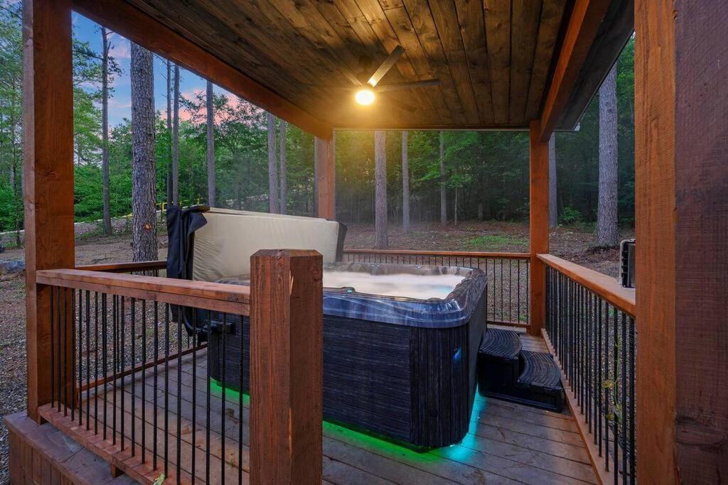 Ember Skye Cabin - 2 Bdr & Bunk Nook/2.5 Bath Broken Bow Exterior foto