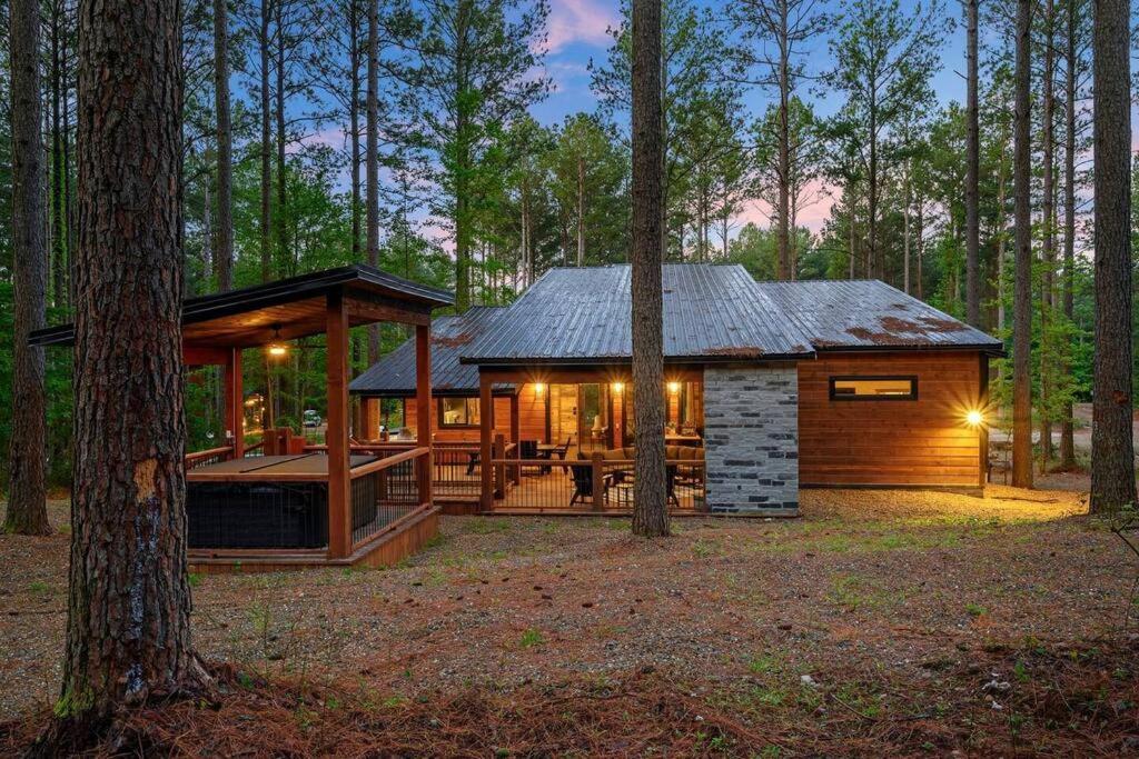 Ember Skye Cabin - 2 Bdr & Bunk Nook/2.5 Bath Broken Bow Exterior foto